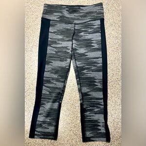 BROOKS  Running Leggings Compression Athletic Yoga Sweat Pants Size Small EUC